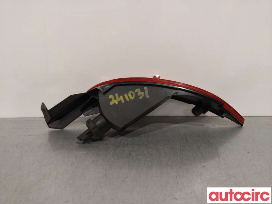 Baklykt fra støtfanger til Ford C-Max 2010-2015 (Type II, Fase 1)  (FORD|2168298|8A61-15K273-AD)