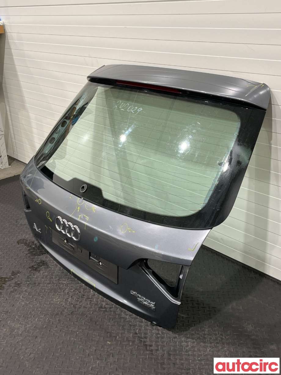 Bakluke til Audi A4 2007-2014 (Type IV) (B8) (B8) (AUDI|8K9827023)