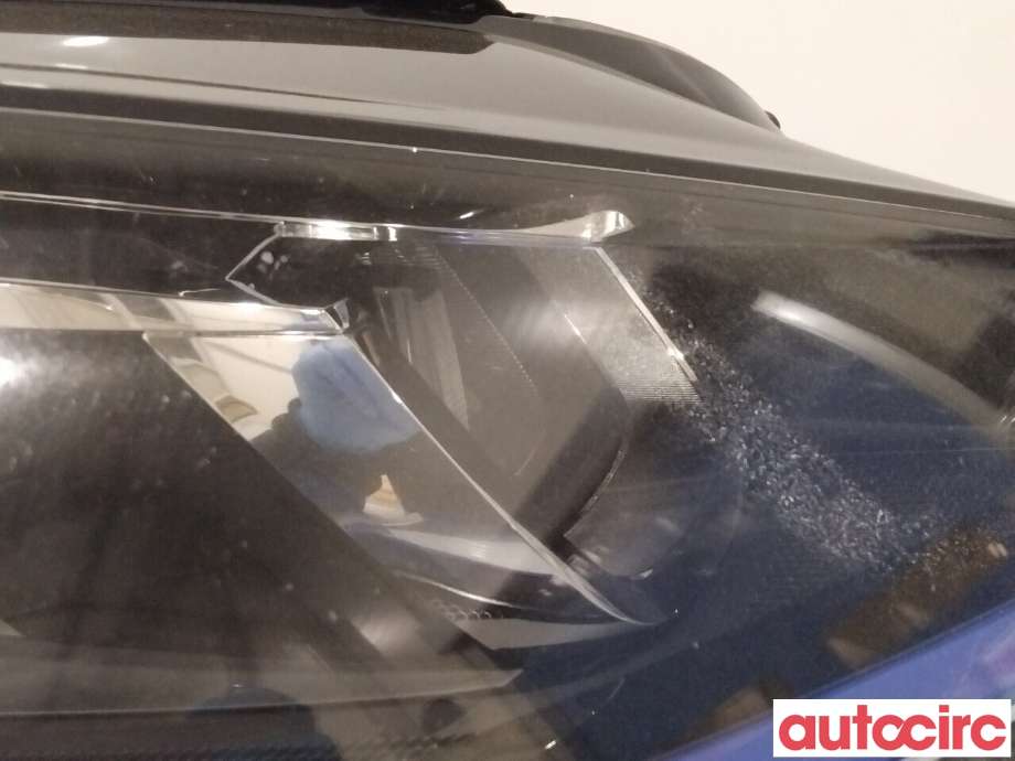 Frontlykt høyre halogen til VW e-Golf 2014-2017 (Fase 1)  (VOLKSWAGEN|5GE941774|90051017|5GE941036)