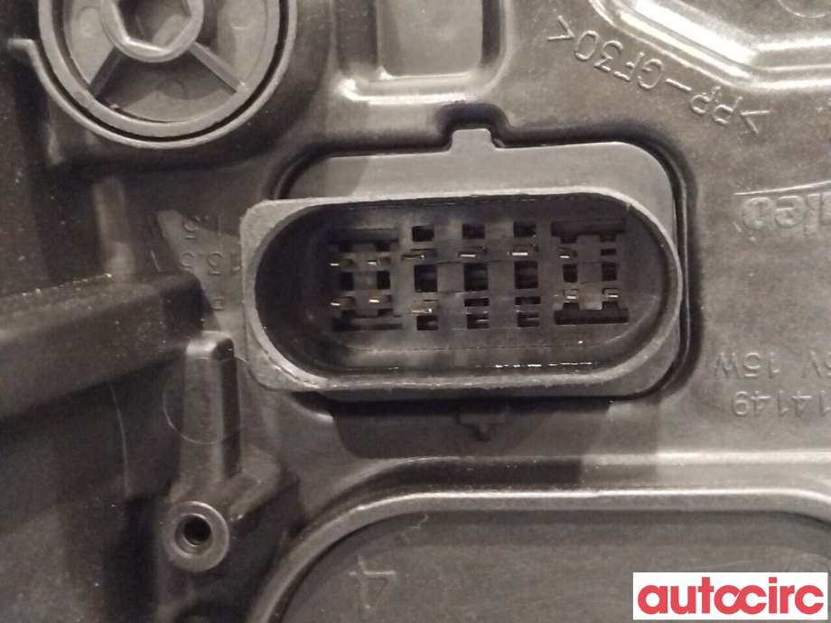 Frontlykt høyre halogen til VW e-Golf 2014-2017 (Fase 1)  (VOLKSWAGEN|5GE941774|90051017|5GE941036)