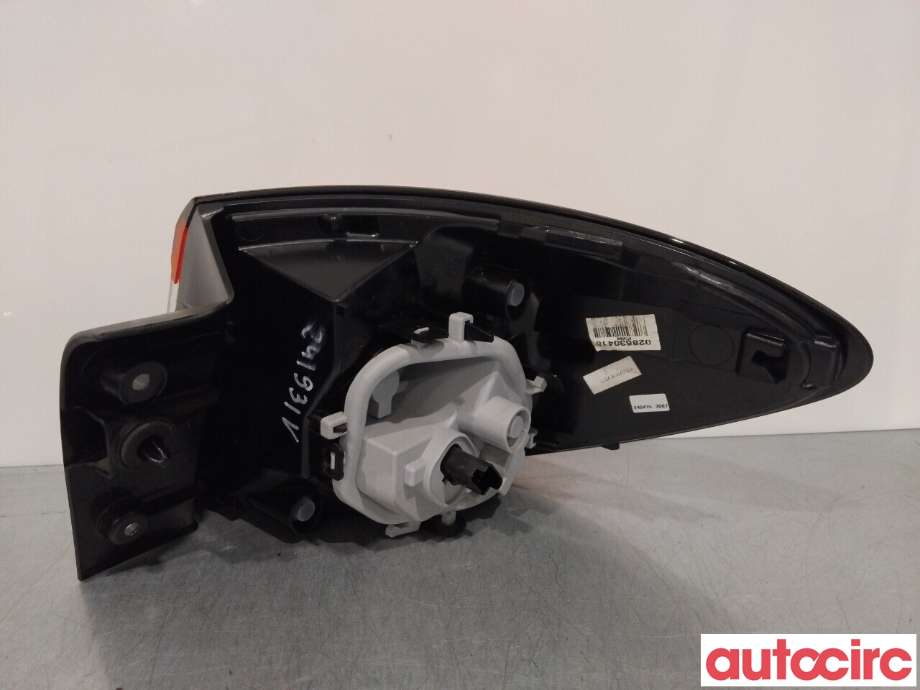 Baklykt venstre til Renault Captur 2013-2020 (Type I)  (RENAULT|265557367R)