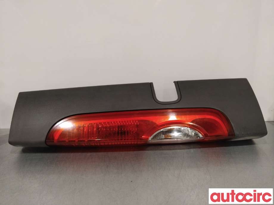 Baklykt høyre til Nissan Primastar 2006-2014  (NISSAN|2655100Q0J)