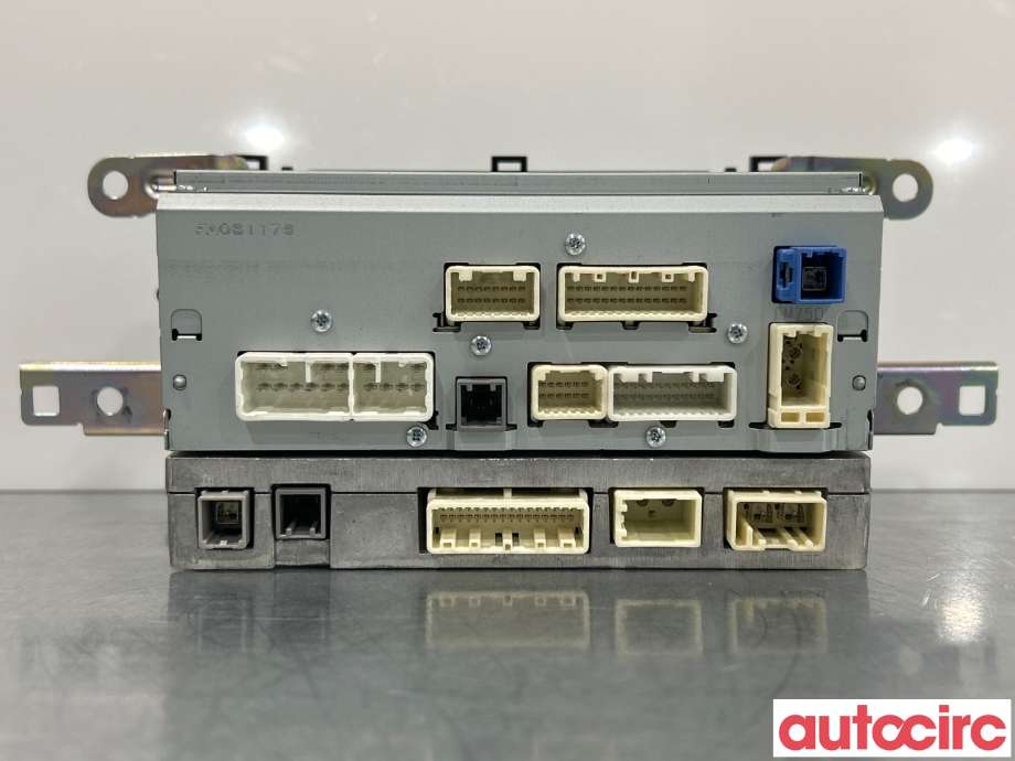 Bilstereo til Toyota Auris 2013-2015 (Type II, Fase 1)  (TOYOTA|8614002030)