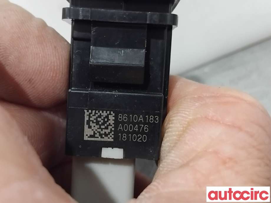 Bryter diverse til Mitsubishi Outlander 2015-->> (Type III, Fase 2) (MITSUBISHI|8610A183|)