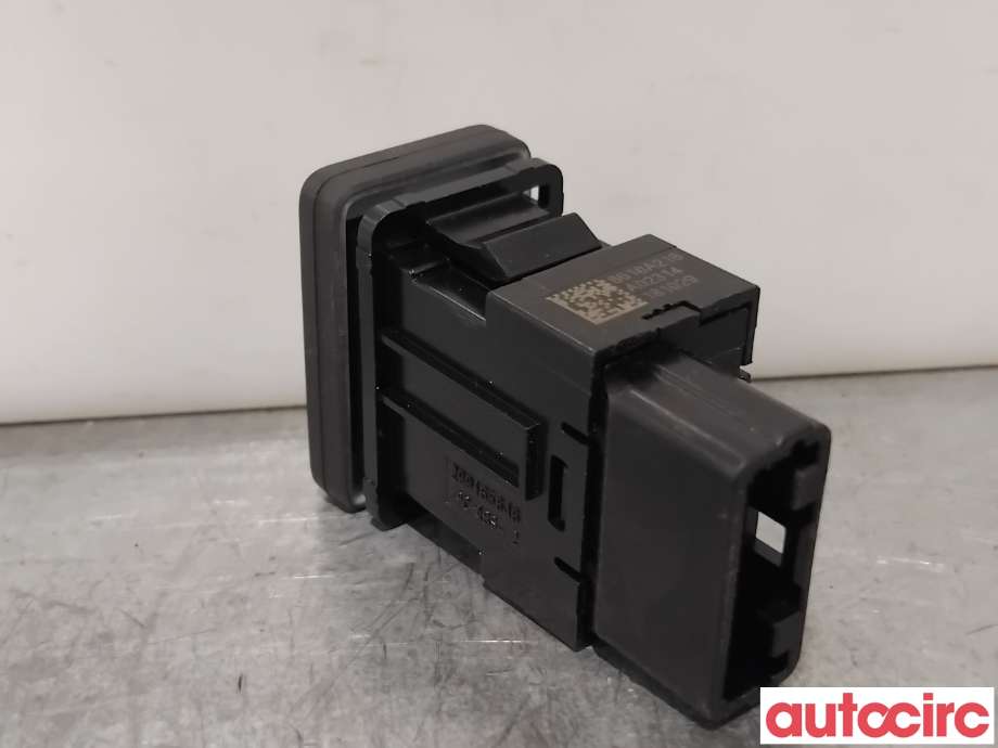 Bryter diverse til Mitsubishi Outlander 2015-->> (Type III, Fase 2)  (MITSUBISHI|8610A218|)