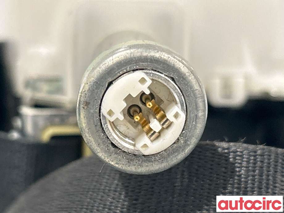 Sikkerhetsbelte foran venstre til Toyota Auris 2013-2015 (Type II, Fase 1)  (TOYOTA|7322002450C2|)