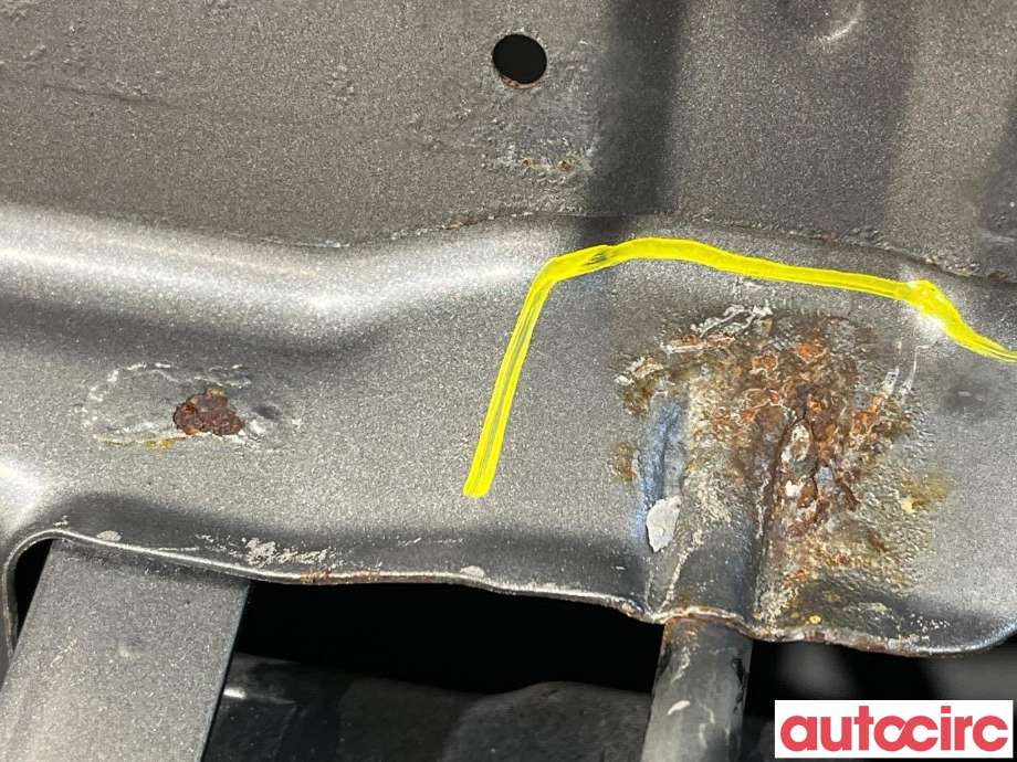 Panser til Nissan X-Trail 2014-2022 (T32) (T32) (NISSAN|F510M4CCMA)