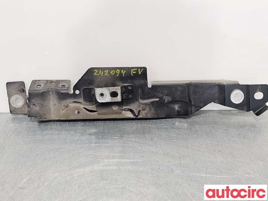 Diverse deler til Volvo V90 / V90 CC / S90 2016-->> (VOLVO|31416626)