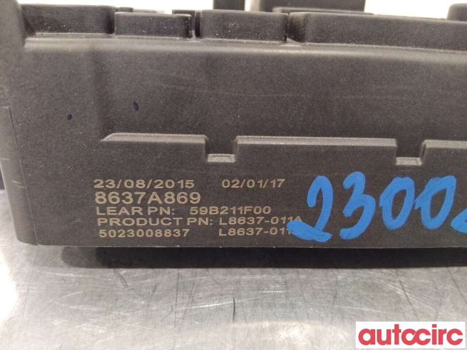 Sikringsboks til Mitsubishi Outlander 2015-->> (Type III, Fase 2) (MITSUBISHI|8637C610|)
