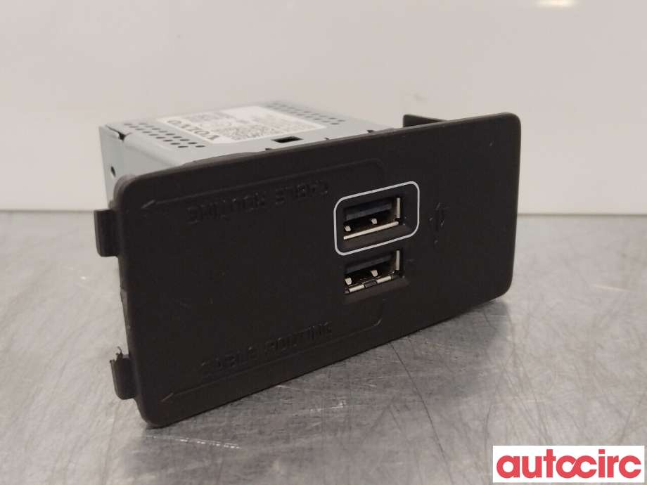 Diverse deler til Volvo XC90 2015-2025 (Type II) (VOLVO|31407038)