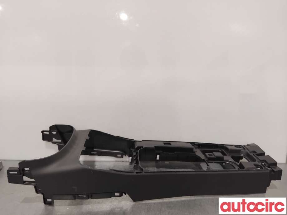 Innredning, Konsoll til Mitsubishi Outlander 2015-->> (Type III, Fase 2) (MITSUBISHI|8011B998XA||8011B998ZZ)