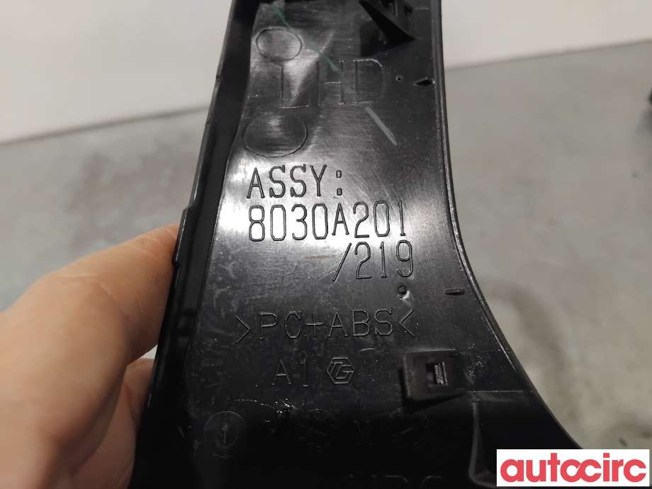 Diverse deler til Mitsubishi Outlander 2015-->> (Type III, Fase 2)  (MITSUBISHI|8030A215XA||8030A201)