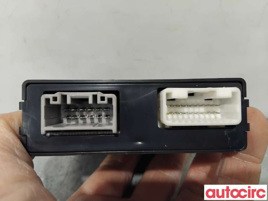 Styreenhet elektrisk parkbrems (EPB - Electric Parking Brake) til Mitsubishi Outlander 2015-->> (Type III, Fase 2)  (MITSUBISHI|4815A165|151811-11110)