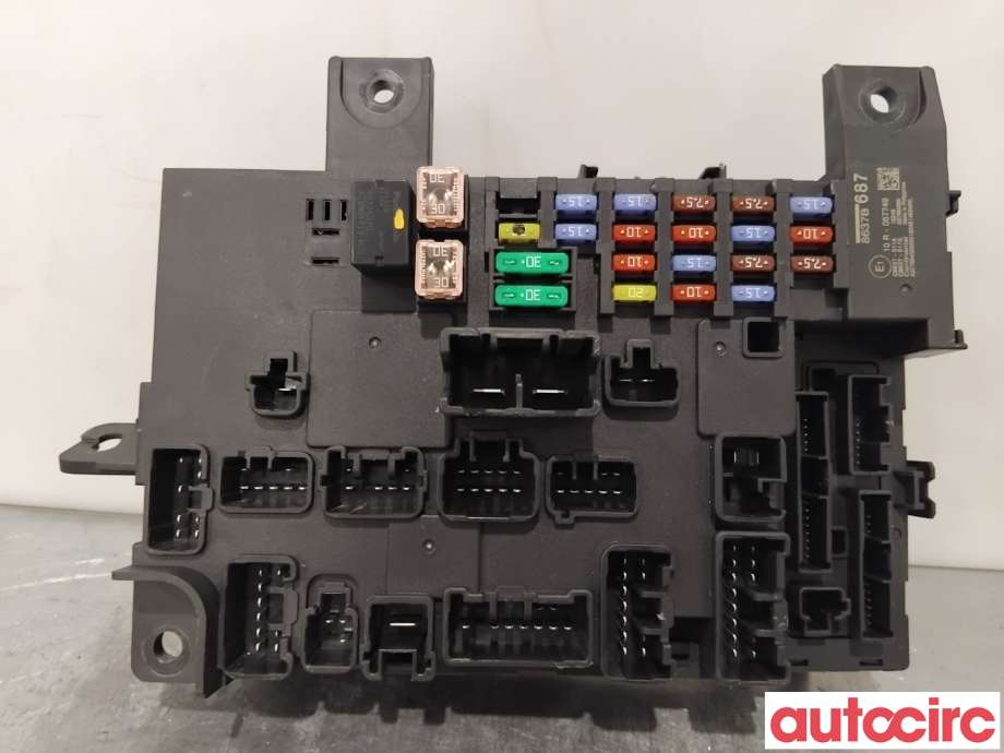 Sikringsboks til Mitsubishi Outlander, 2015-->> (Type III, Fase 2)  (MITSUBISHI|8637A867)