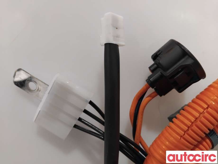Kabel høy volt (HV) hybrid til Mitsubishi Outlander 2015-->> (Type III, Fase 2)  (MITSUBISHI|9482A150|)
