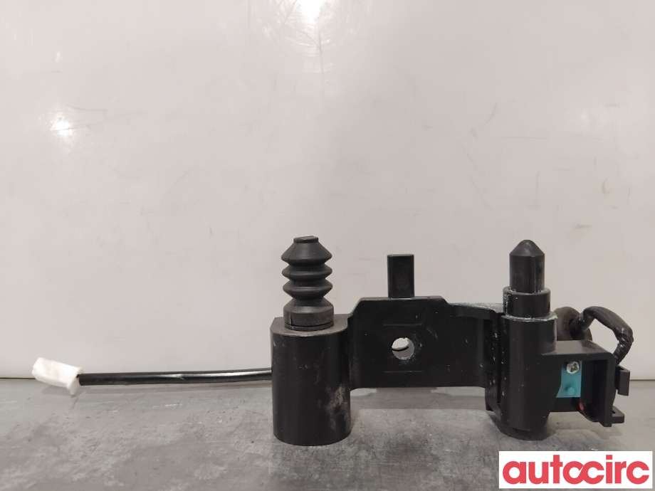 Diverse deler til Mitsubishi Outlander, 2015-->> (Type III, Fase 2)  (MITSUBISHI|5945A052)