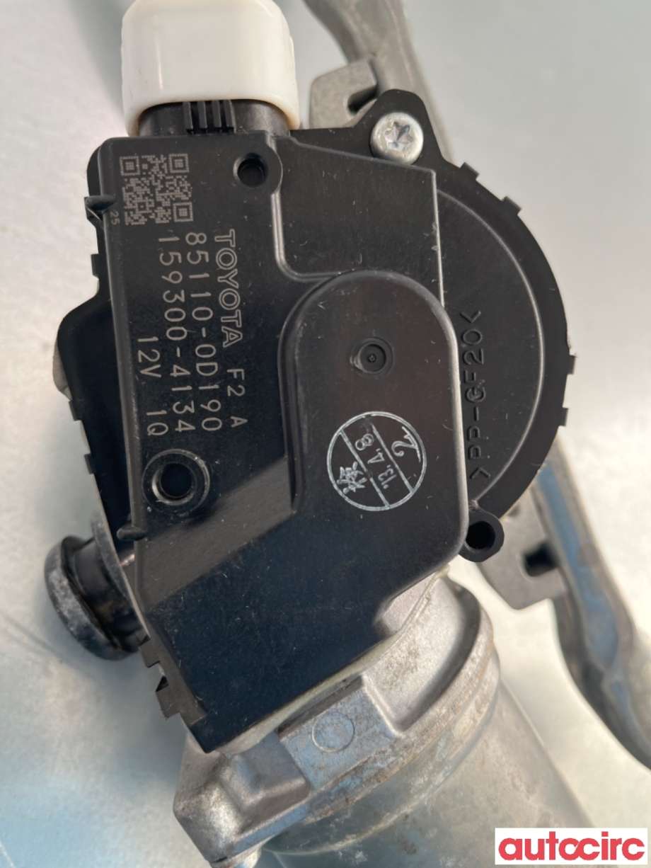 Viskermotor frontrute til Toyota Yaris 2012-2014 (Type III, Fase 1)  (TOYOTA|851100D190|159300-4134|85110-0D190)