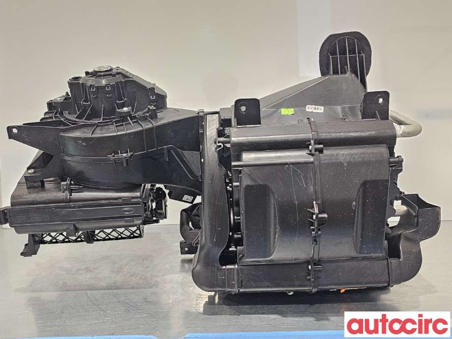 Varmeapparat diverse til Ford Transit Custom 2013-2023 (Type I)  (FORD|2805693|KK21-19B555-AH)
