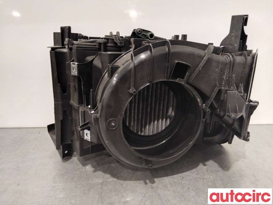 Diverse deler til Volvo V60 / V60 CC, 2018-->> (Type II) (VOLVO|32226554)