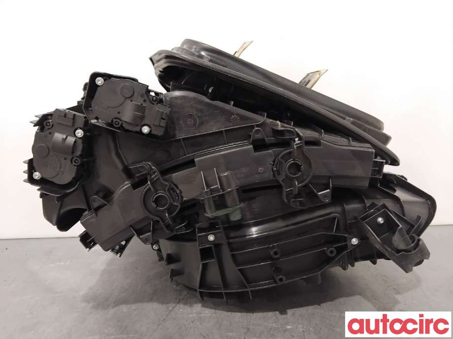 Diverse deler til Volvo V60 / V60 CC 2018-->> (Type II)  (VOLVO|32226554|)