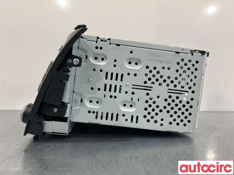 Bilstereo til Hyundai Ix35 2010-2015 (HYUNDAI|961602Y730TAN)