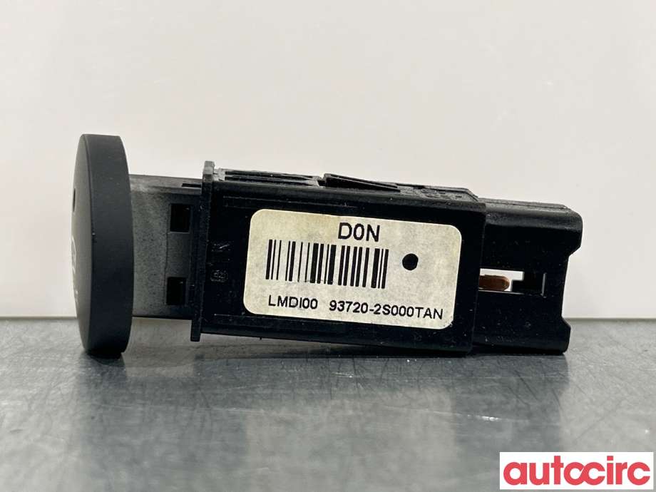Bryter rutevarme til Hyundai Ix35 2010-2015 (HYUNDAI|937202S000TAN)