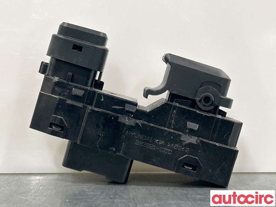 Bryter ruteheis til Hyundai Ix35 2010-2015  (HYUNDAI|935812S500)