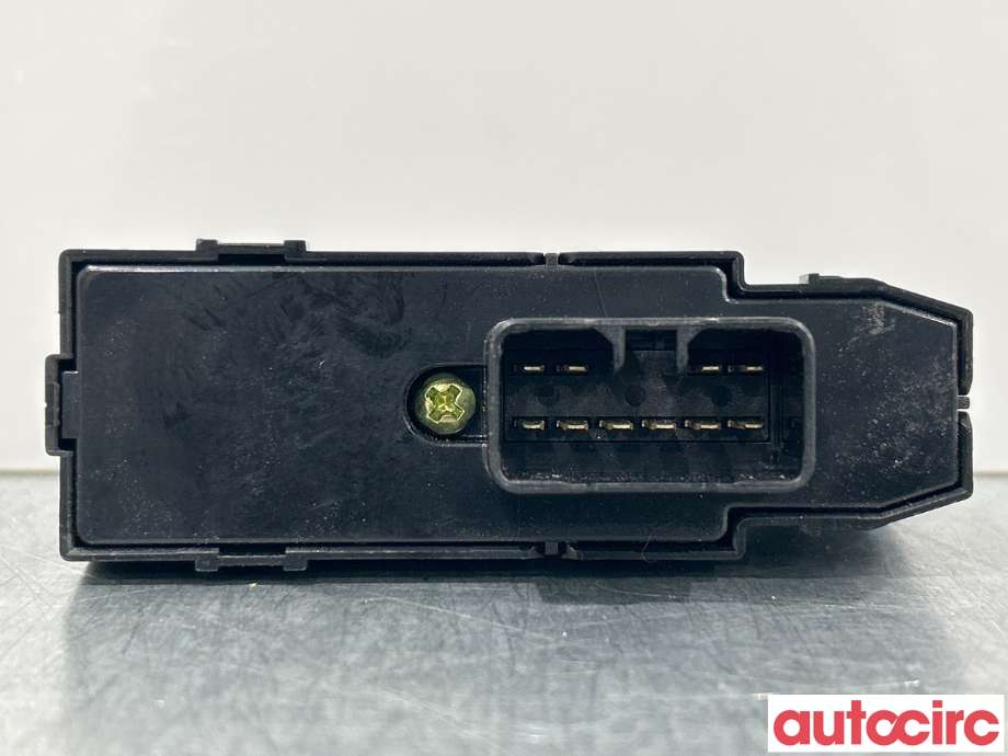Bryter ruteheis til Hyundai Ix35 2010-2015  (HYUNDAI|935812S500)