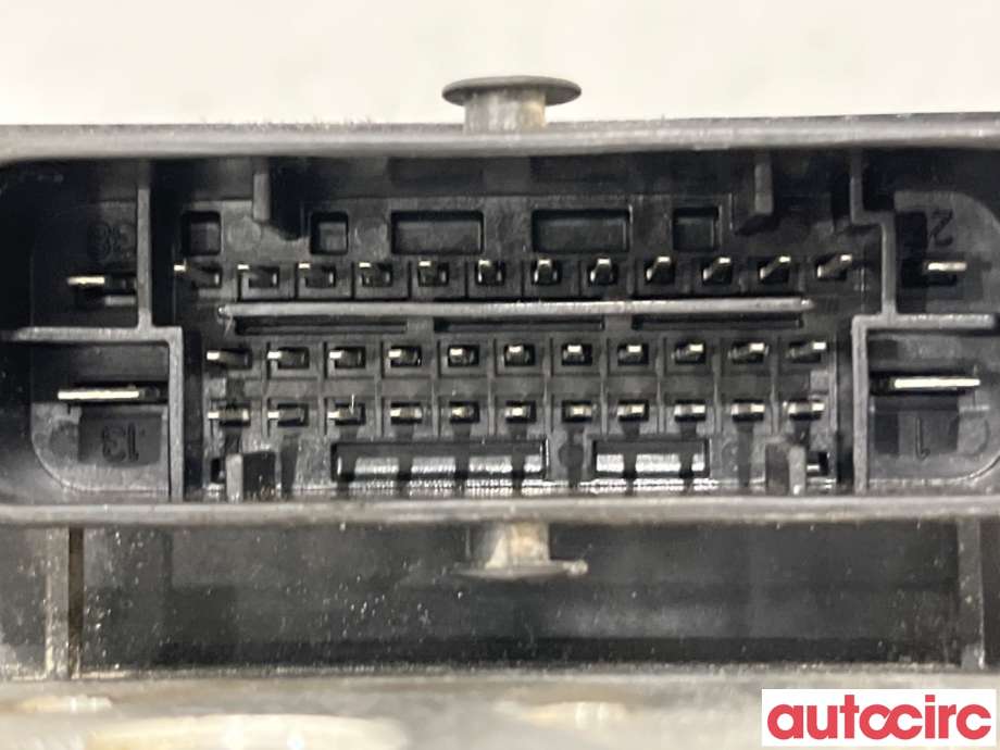 ABS sentral til Mercedes E-Klasse 2009-2013 (Fase 1) (W212) (W212) (MERCEDES|A2124312112|0265236239|A2184313312)