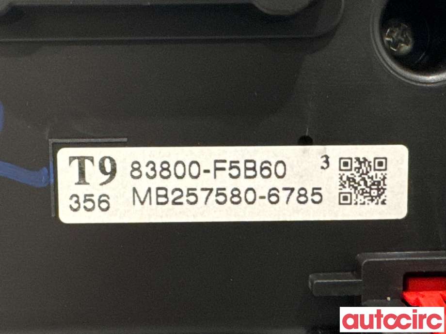Instrumentpanel til Toyota Yaris Cross (SUV) 2021-->> (TOYOTA|83800F5B60||83800-F5B60)