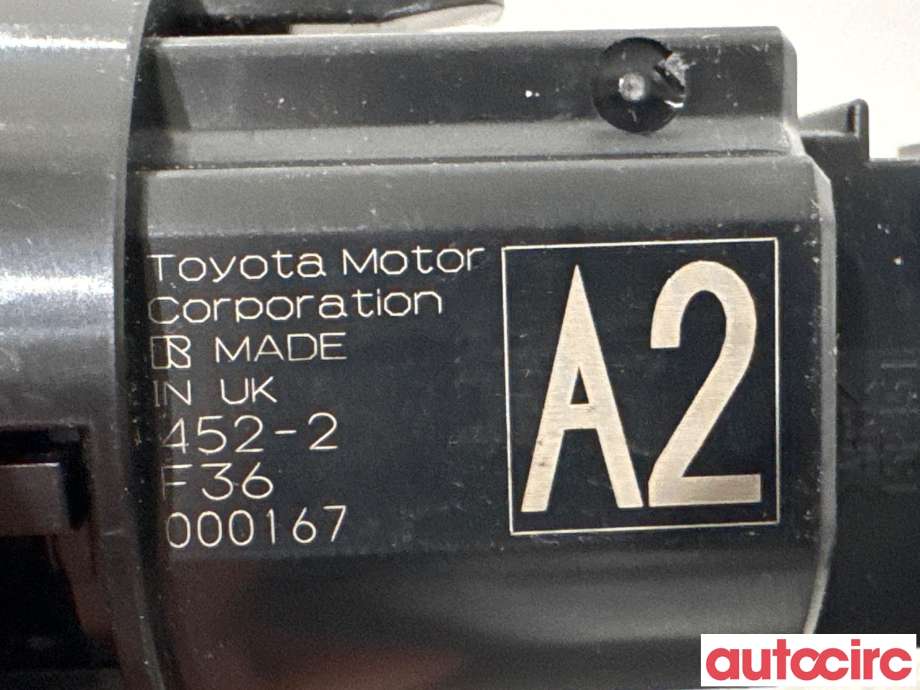 Bryter start/stopp til Toyota Yaris Cross (SUV) 2021-->>  (TOYOTA|8961102190|)