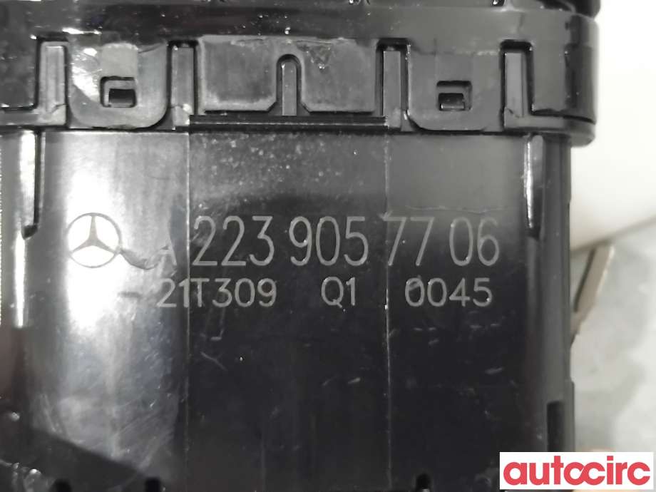Bryter elektrisk håndbrekk/parkbrems til Mercedes EQS 2021-->> (V297) (V297) (MERCEDES|A2239057706|)