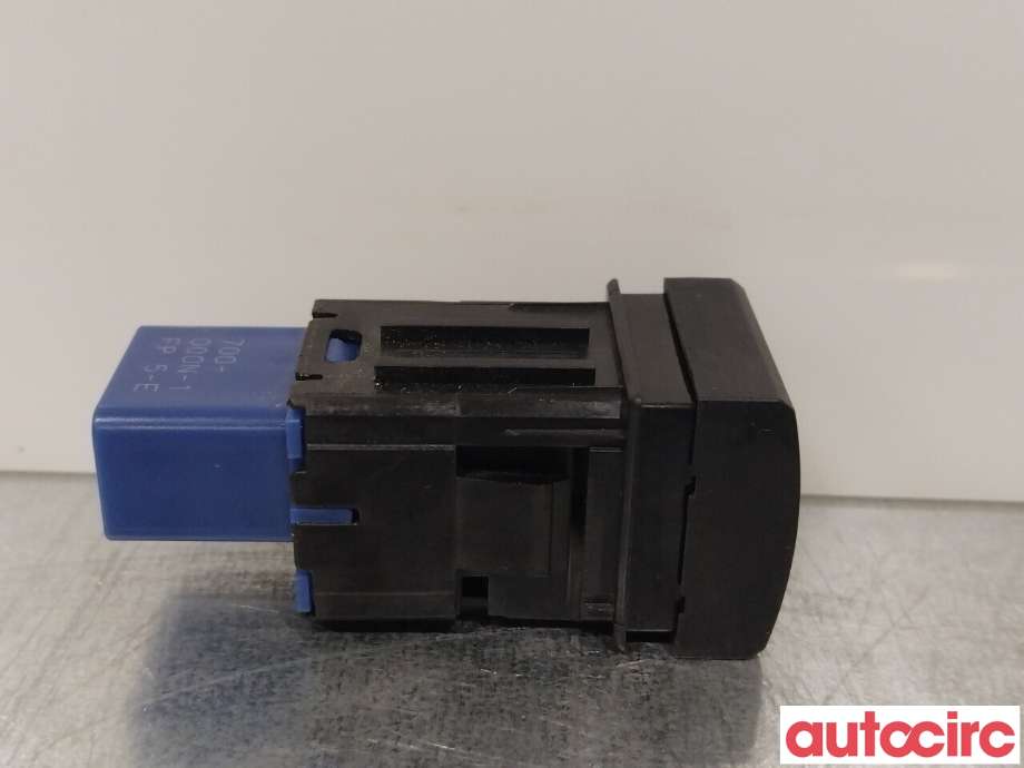 Bryter tanklokk til Toyota RAV4 2019-->> (Type V)  (TOYOTA|8484133040|)