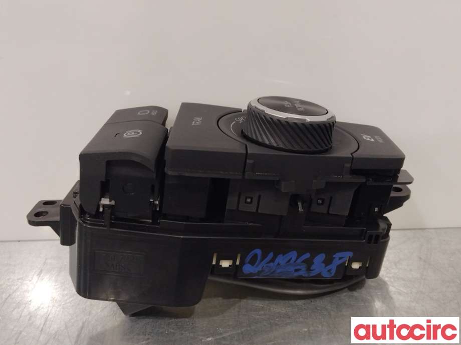 Bryter diverse til Toyota RAV4 2019-->> (Type V) (TOYOTA|8401042120|)