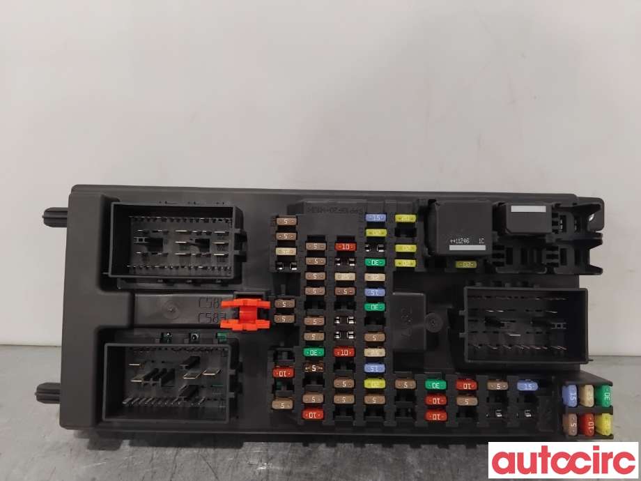 Sikringsboks til Land Rover Range Rover, Evoque, 2011-2019 (Type I)  (LAND-ROVER|LR028902)