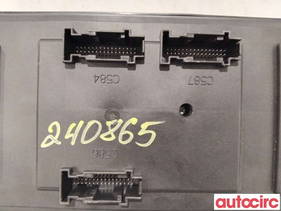 Sikringsboks til Land Rover Range Rover, Evoque 2011-2019 (Type I)  (LAND-ROVER|LR028902|BJ32-14F041-AC|LR055939)