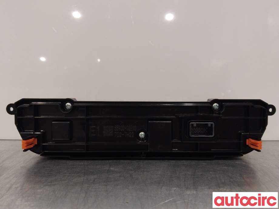 Varmeapparat betjening til Toyota Corolla 2019-->>  (TOYOTA|5590002E10|)