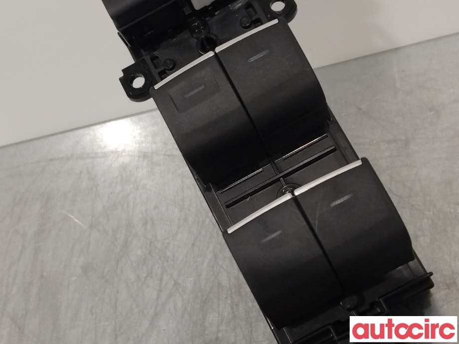 Bryter ruteheis til Toyota Corolla 2019-->>  (TOYOTA|8404002160|84040-02160)