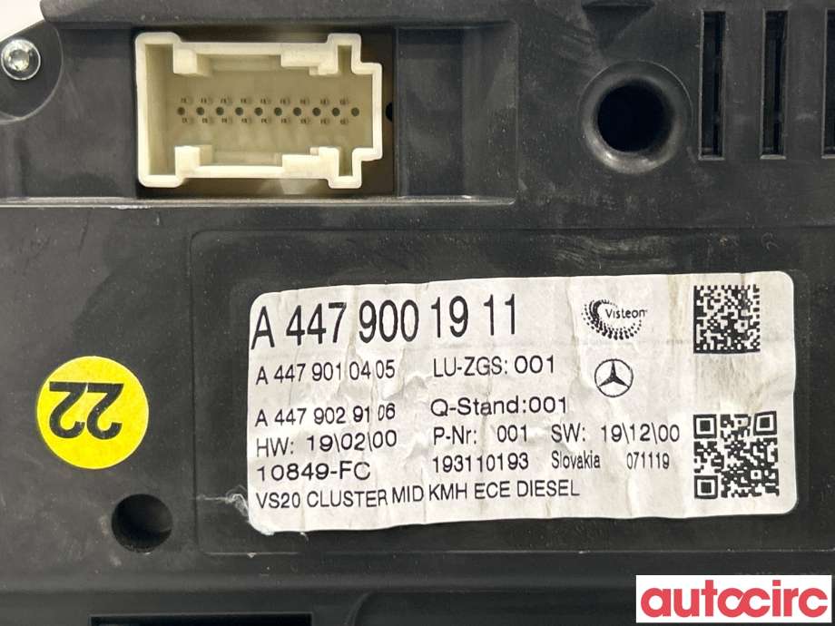 Instrumentpanel til Mercedes Vito 2014-->> (W447) (W447) (MERCEDES|A4479004823|A4479001911)