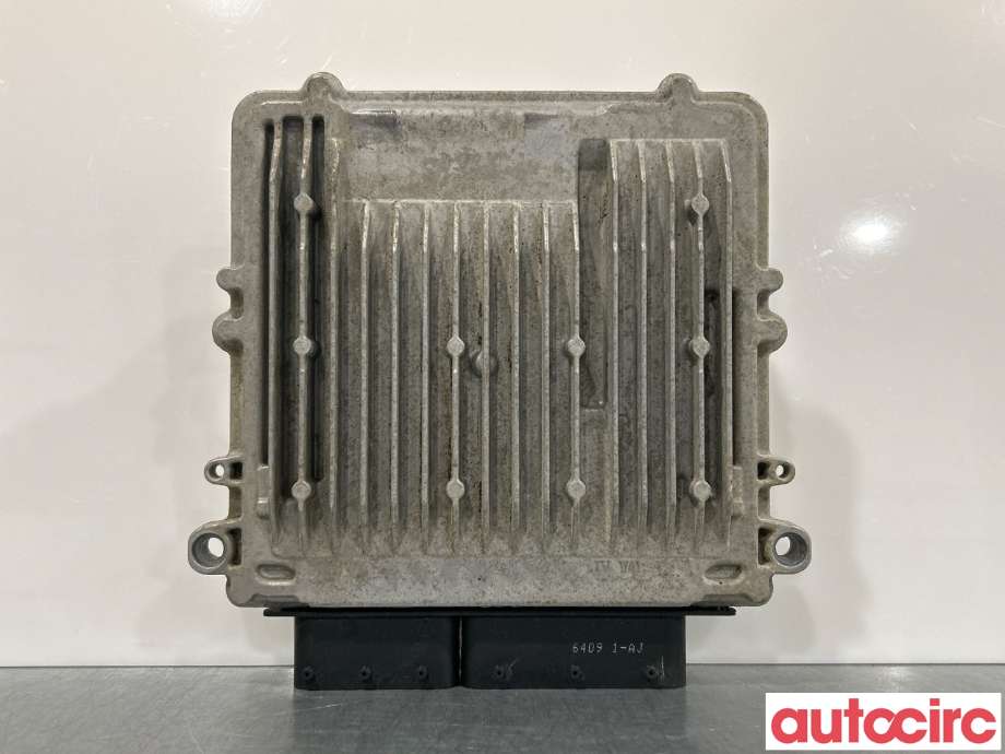 Styreenhet motor til Mercedes Vito 2014-->> (W447) (W447) (MERCEDES|A6519002803|0281031244)