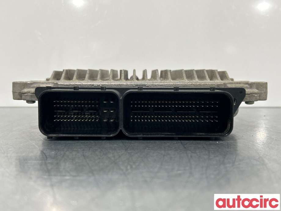 Styreenhet motor til Mercedes Vito 2014-->> (W447) (W447) (MERCEDES|A6519002803|0281031244)