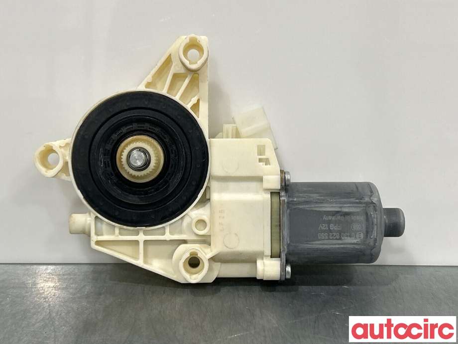 Ruteheis venstre foran til Mercedes Vito 2014-->> (W447) (W447) (MERCEDES|A4479063500|)