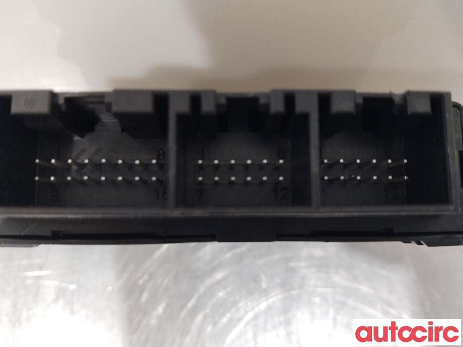 Styreenhet parkering til Audi A8 2003-2010 (Type II)  (AUDI|4E0910283D|4E0919283C)