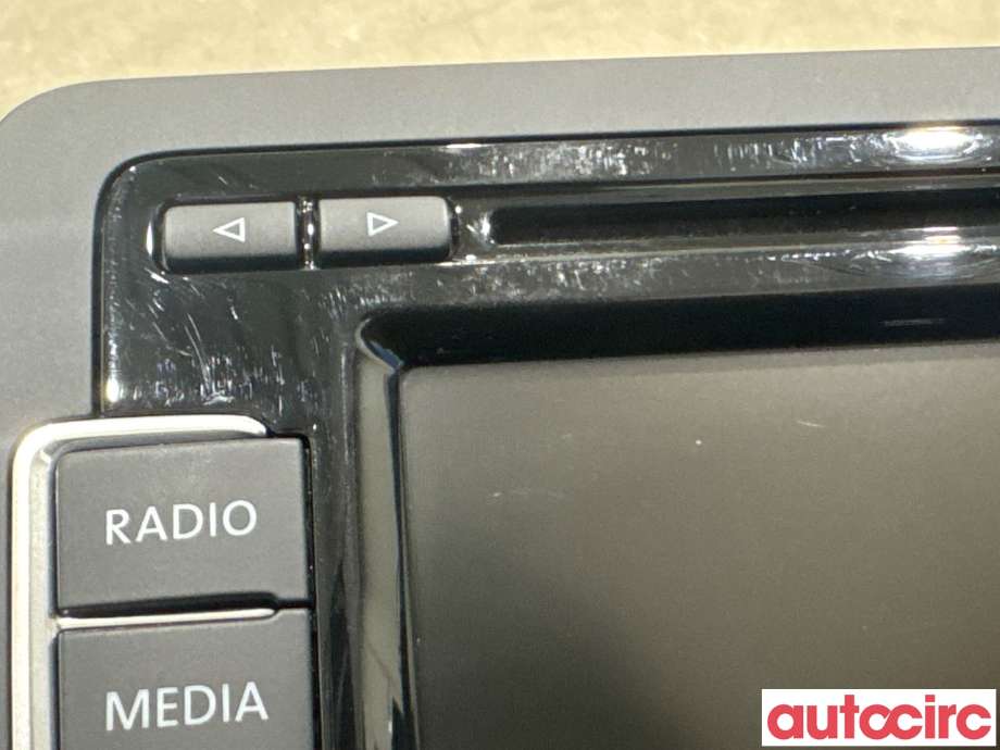 Bilstereo til VW Jetta 2011-->>  (VOLKSWAGEN|3C8035195G||3C8035195H)