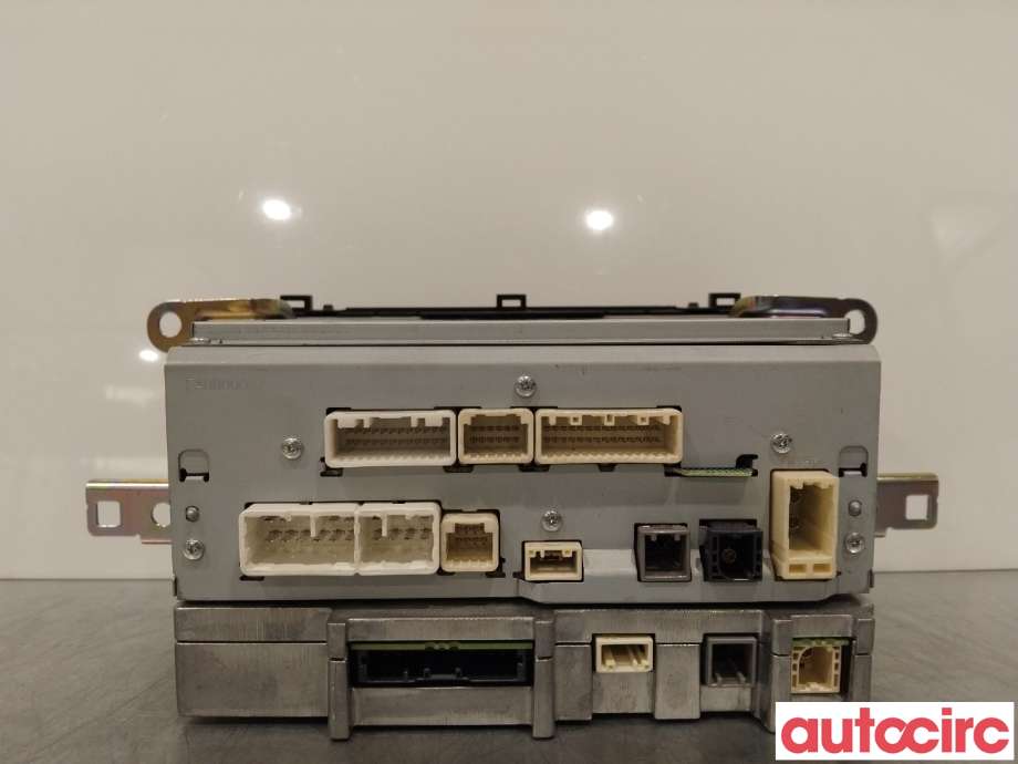 Bilstereo til Toyota Auris 2013-2015 (Type II, Fase 1) (TOYOTA|8614002330)