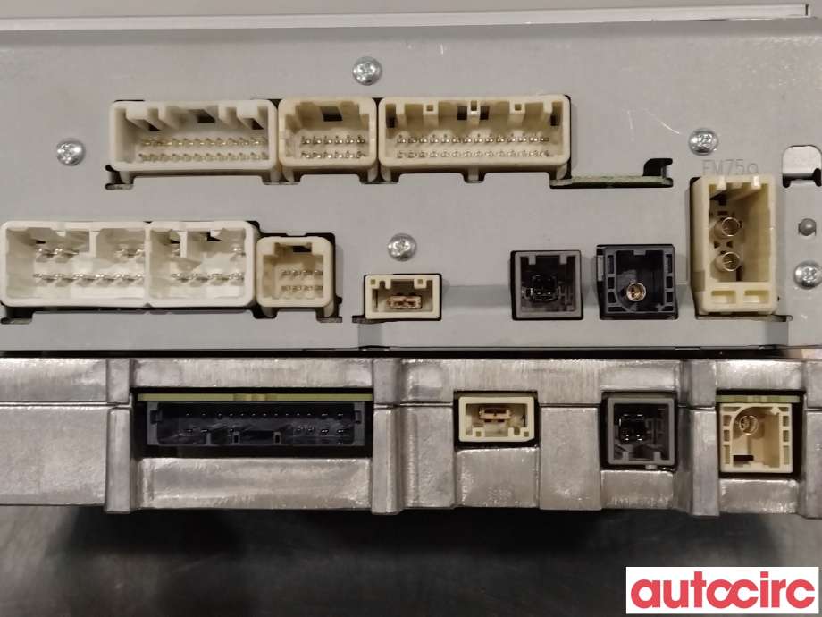 Bilstereo til Toyota Auris 2013-2015 (Type II, Fase 1) (TOYOTA|8614002330)
