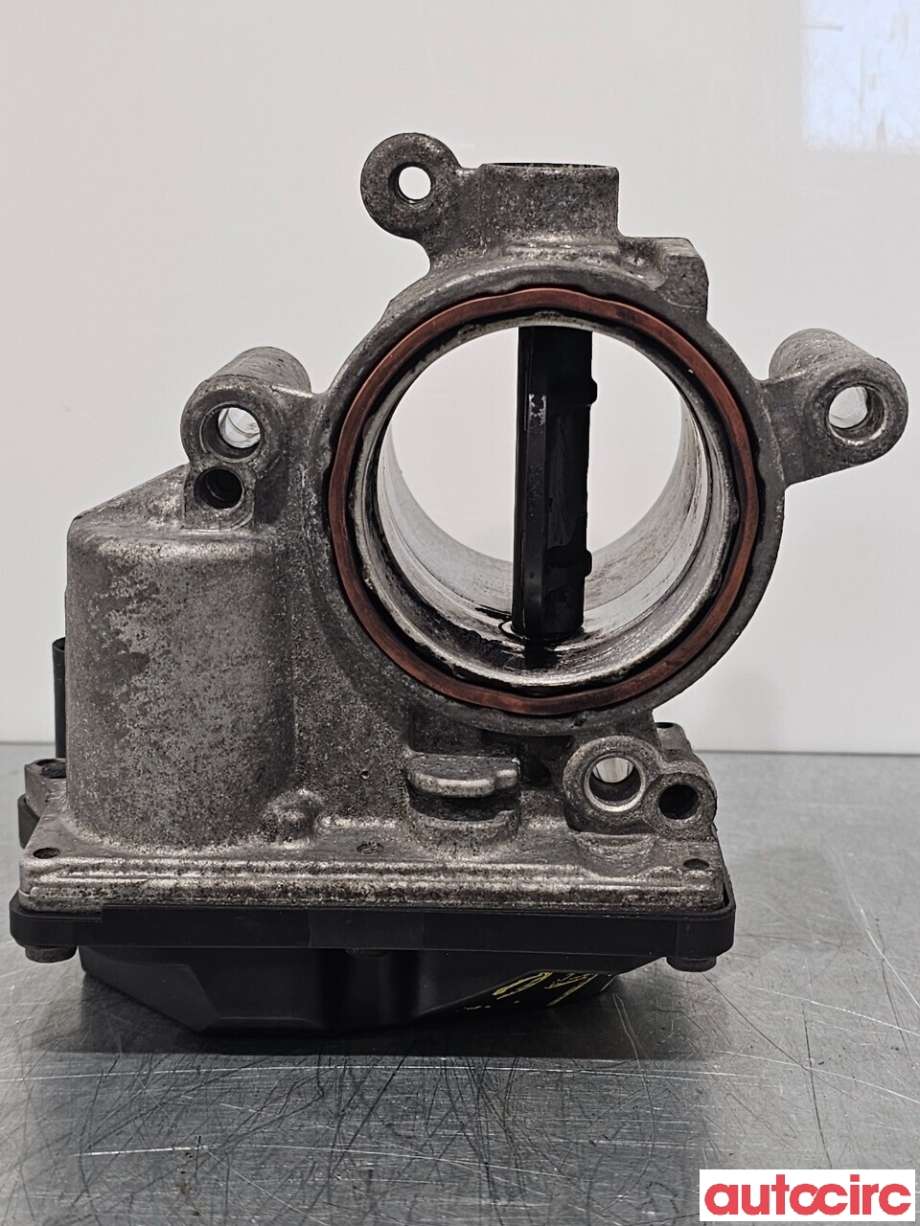 Spjeldhus til VW Passat 2011-2015 (B7) (B7) (VOLKSWAGEN|03L128063T|A2C31762900|03L128063R)