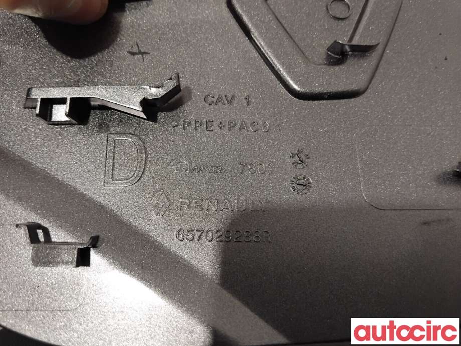 Batterilader inntak/luke til Renault Megane 2016-->> Type IV (RENAULT|657029463R||657029288R)