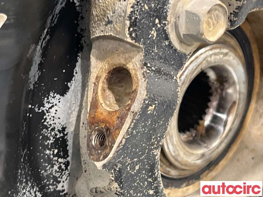 Hjulspindel høyre foran til Kia Sorento 2011-2015 Type II (KIA|517162P000|)