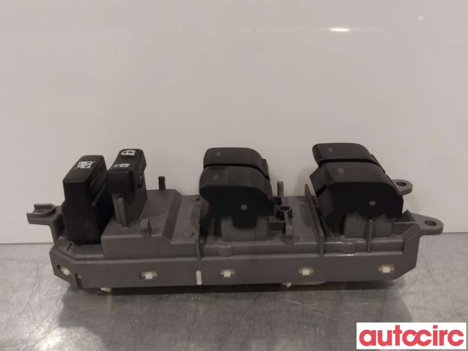 Bryter ruteheis til Toyota Auris 2013-2015 (Type II, Fase 1)  (TOYOTA|8404002120)